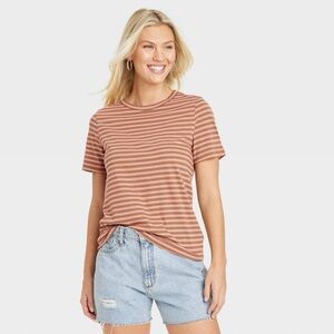 Universal Thread Brown Striped Short Sleeve Tee, Size XL extra large women’s